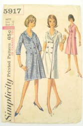 5917 SIMPLICITY 1965 JUNIOR SIZE 13 DOUBLE BREASTED COLLAR COAT DRESS PATTERN 33" BUST